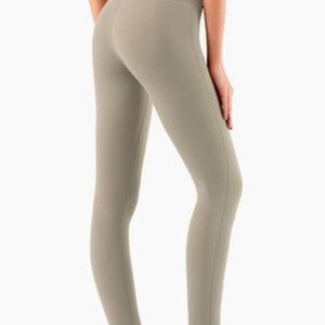 Activewear (yoga wear)